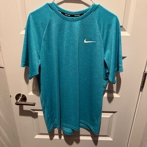 Nike Men's Swim T-Shirt Size Large